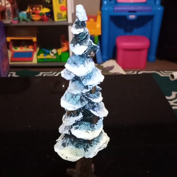 Dept 56 Christmas Village Pole Pine Tree 10 1/2 in Cold Cast Porcelain Figure - Picture 9 of 11
